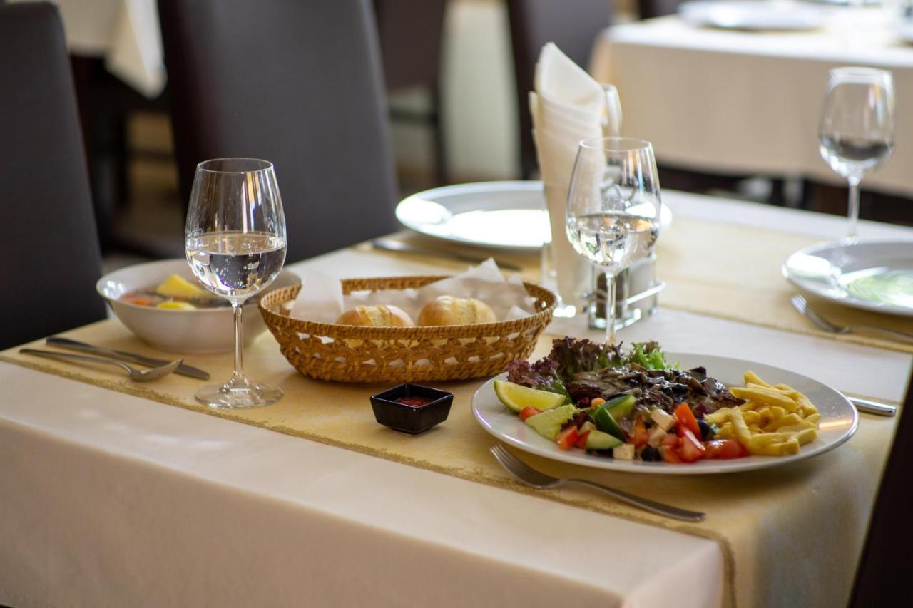 Am Flugplatz Hotel Restaurant Lautzenhausen Εξωτερικό φωτογραφία