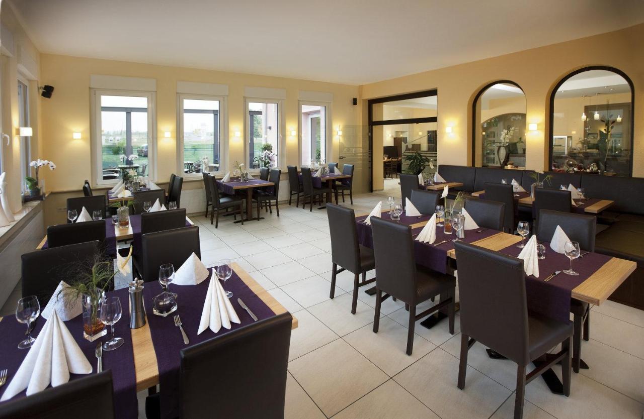 Am Flugplatz Hotel Restaurant Lautzenhausen Εξωτερικό φωτογραφία
