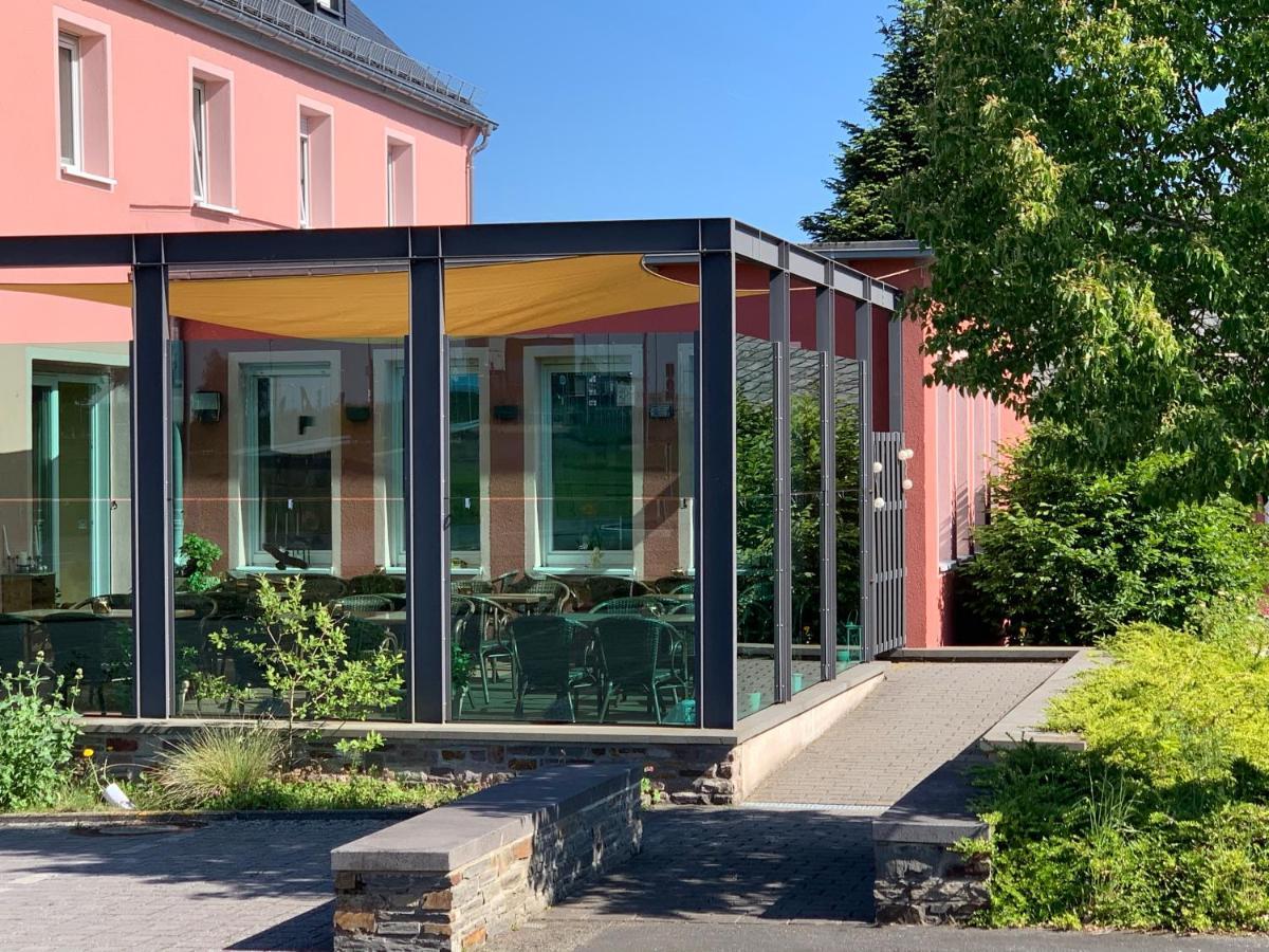 Am Flugplatz Hotel Restaurant Lautzenhausen Εξωτερικό φωτογραφία